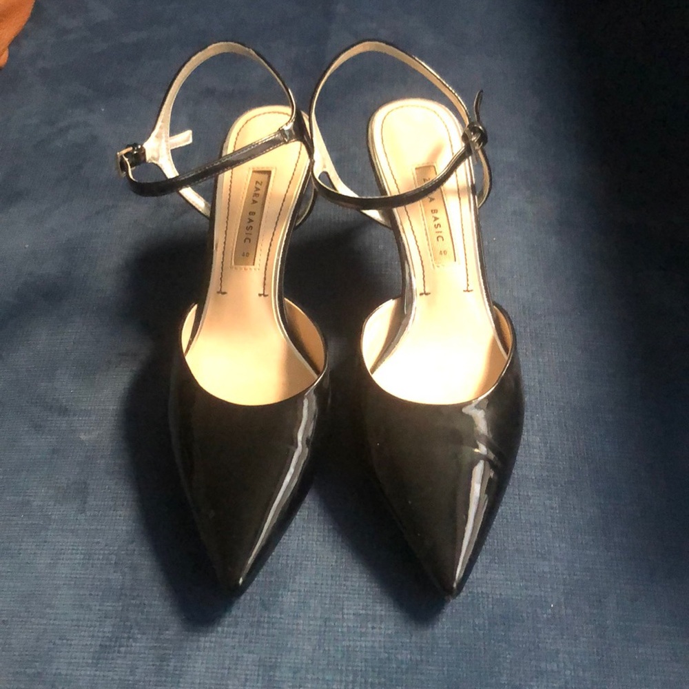 ZARA POINTED TOE HEELS